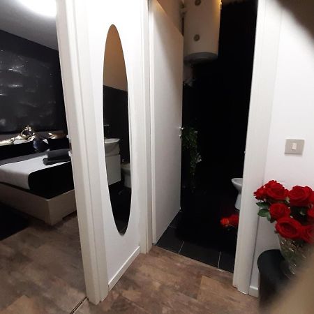 La Petite Maison Apartment Падуа Екстериор снимка